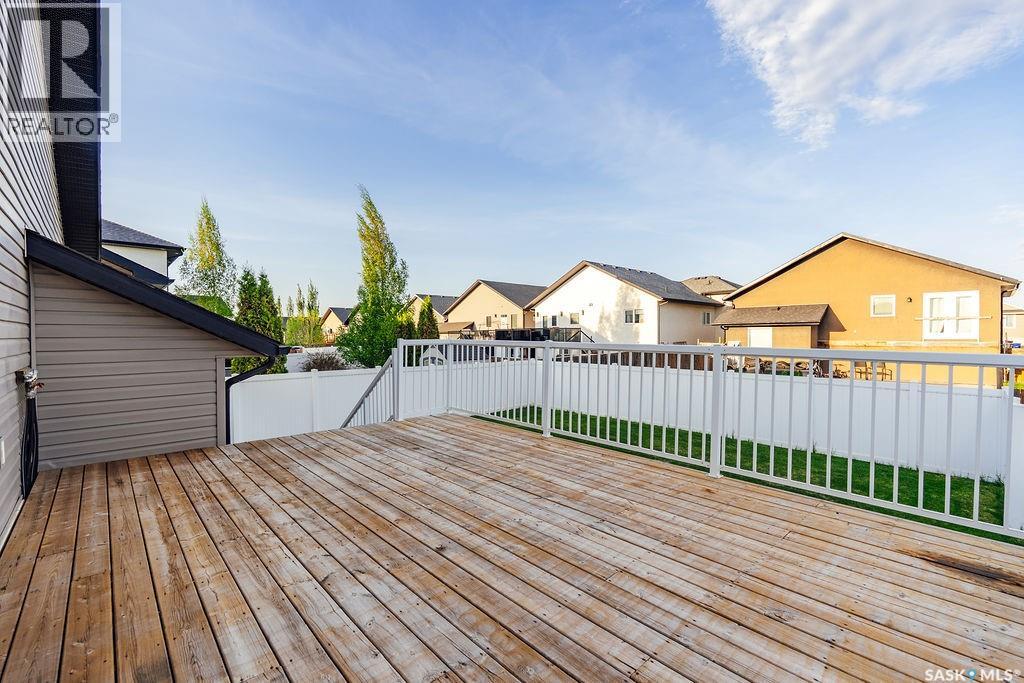 327 Roy Crescent, Saskatoon, Saskatchewan  S7W 0L1 - Photo 43 - SK037185