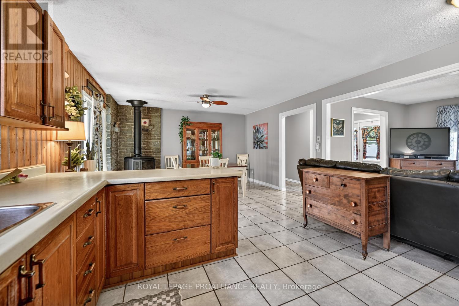 913 George Street, Edwardsburgh/cardinal, Ontario  K0E 1E0 - Photo 13 - X13206552