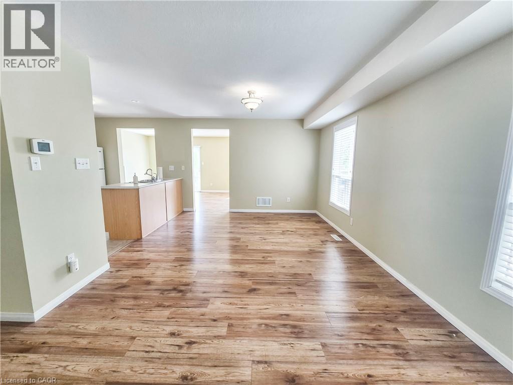 775 Karlsfeld Road, Waterloo, Ontario  N2T 2X2 - Photo 6 - 40832047