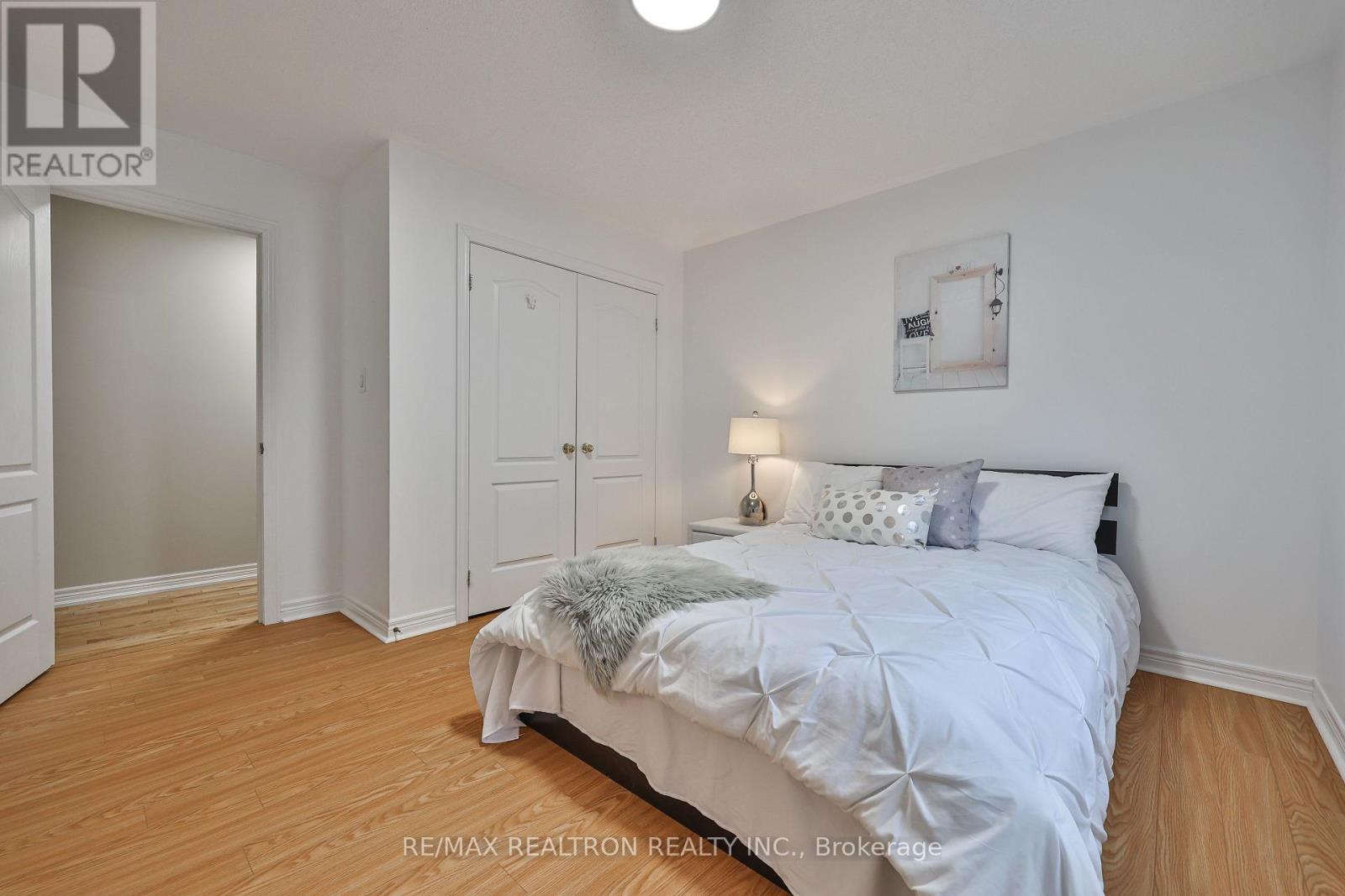 16 Mckenzie Way, Bradford West Gwillimbury, Ontario  L3Z 0K1 - Photo 25 - N13206568