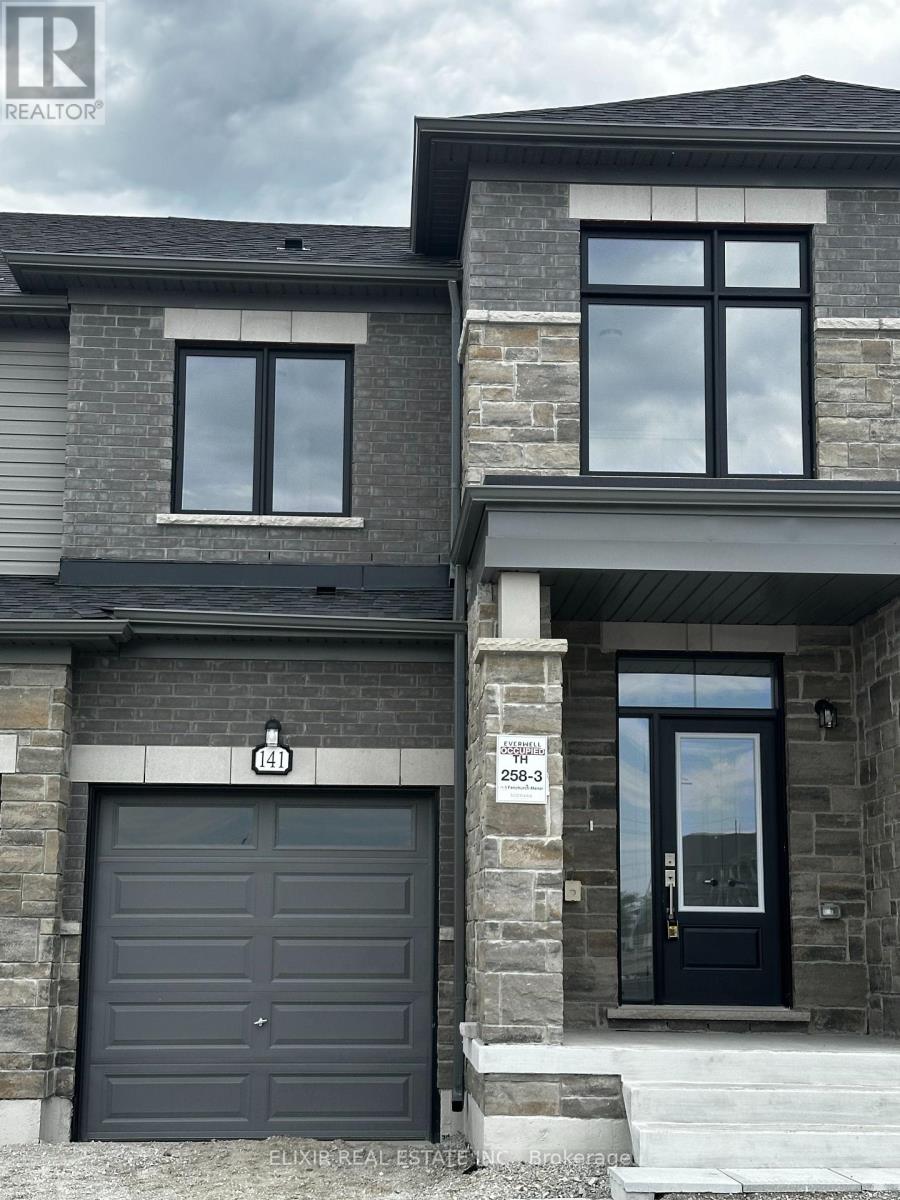 141 FENCHURCH MANOR, Barrie, Ontario