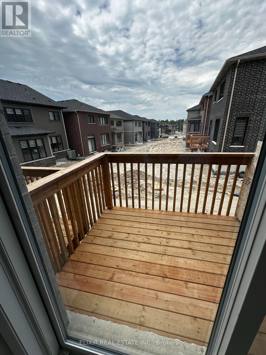 141 Fenchurch Manor, Barrie, Ontario  L9J 0X1 - Photo 31 - S13206540