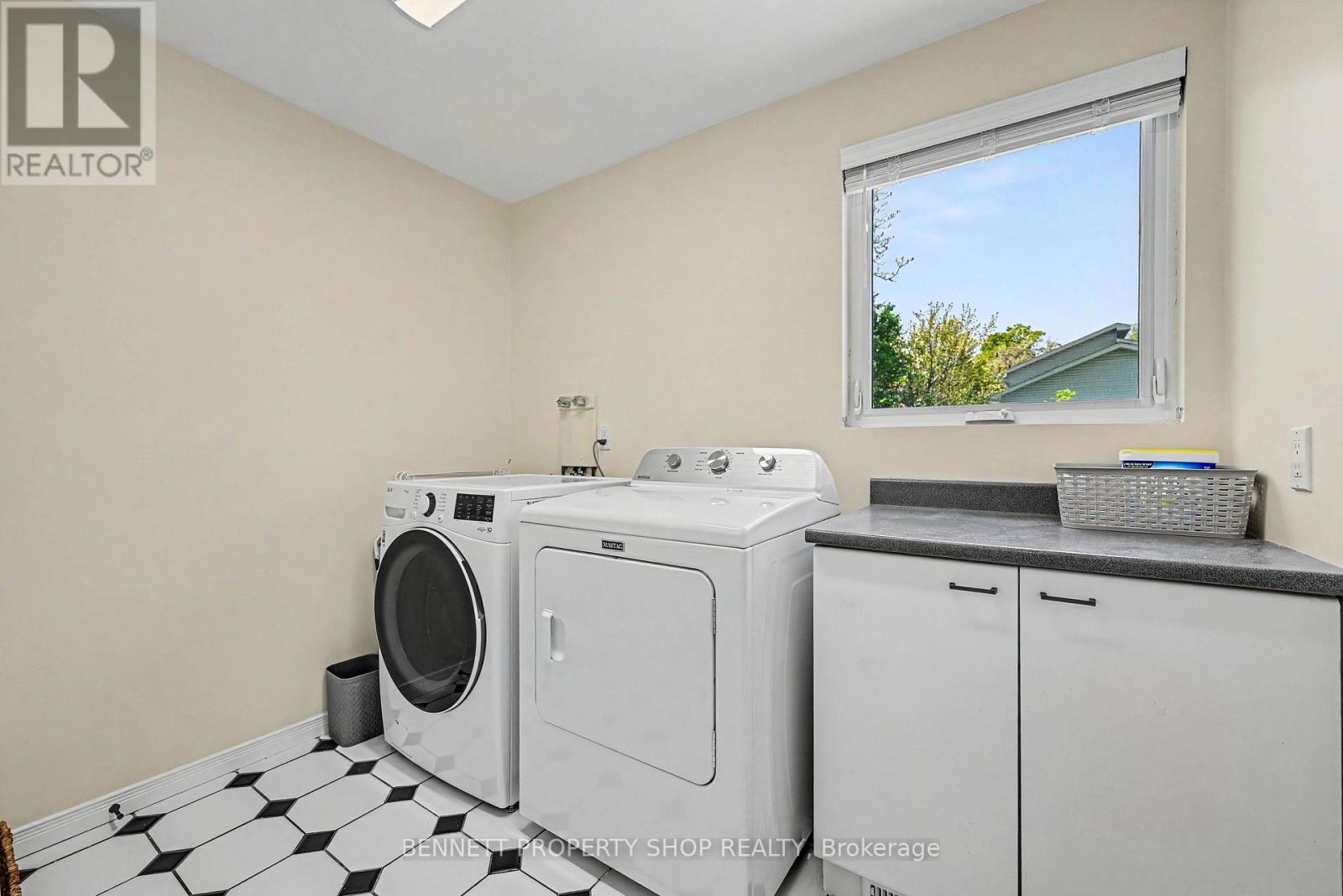 875 Kenyon Crescent, Cornwall, Ontario  K6H 6Z1 - Photo 13 - X13176130