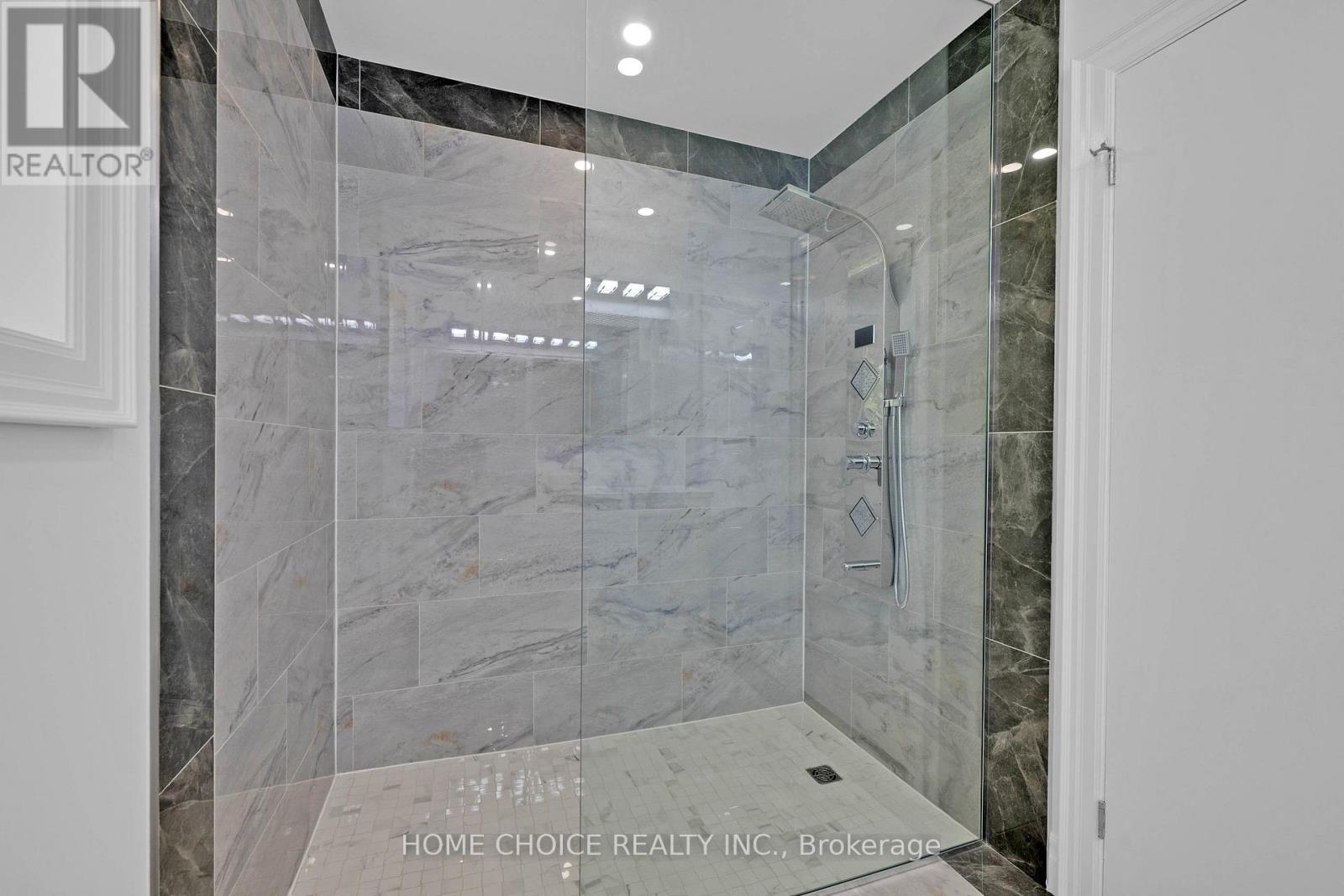 43 Golfwood Heights E, Toronto, Ontario  M9P 3L8 - Photo 25 - W13206534
