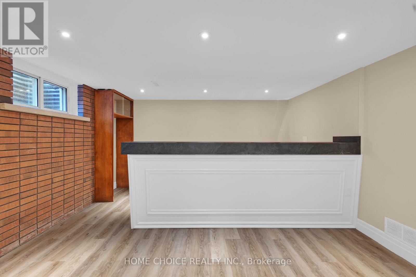 43 Golfwood Heights E, Toronto, Ontario  M9P 3L8 - Photo 37 - W13206534