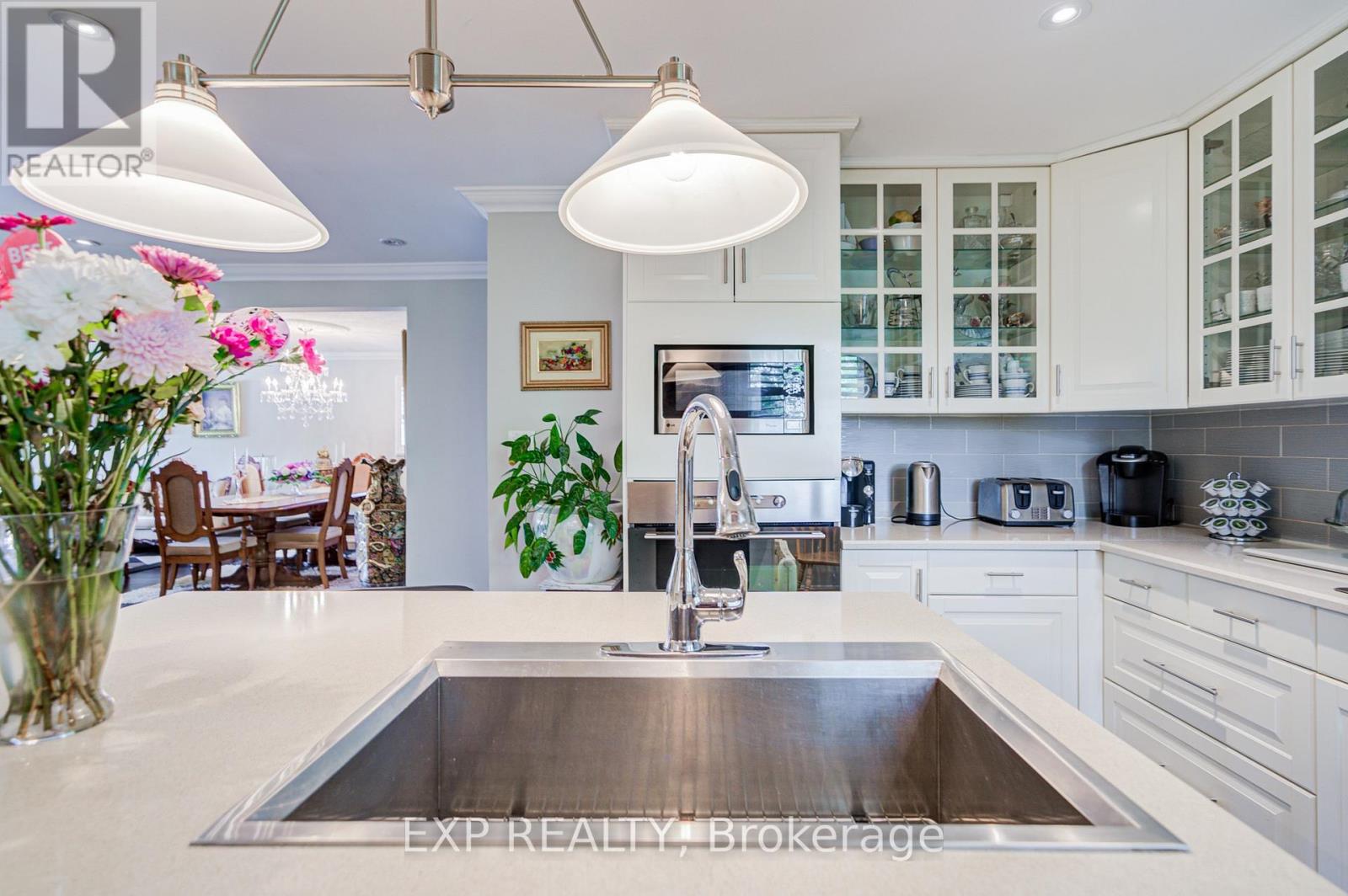593a Scarlett Road N, Toronto, Ontario  M9P 2S6 - Photo 17 - W13206562