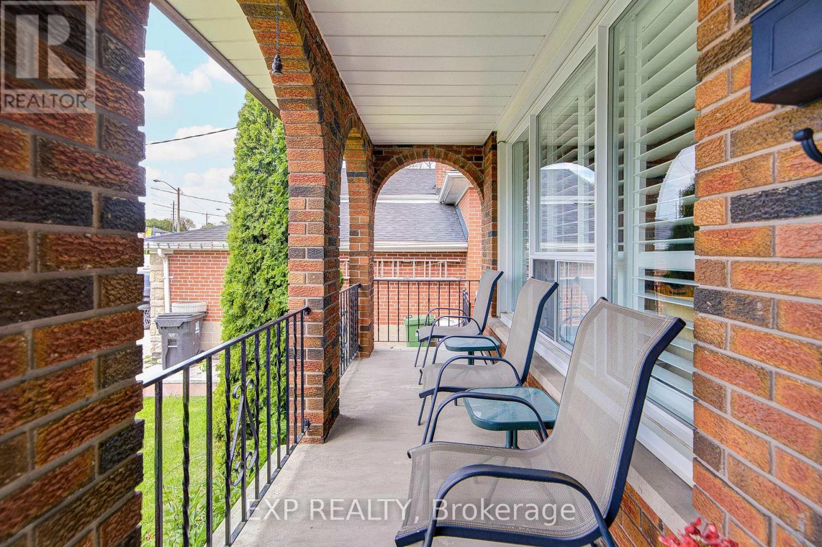593a Scarlett Road N, Toronto, Ontario  M9P 2S6 - Photo 3 - W13206562