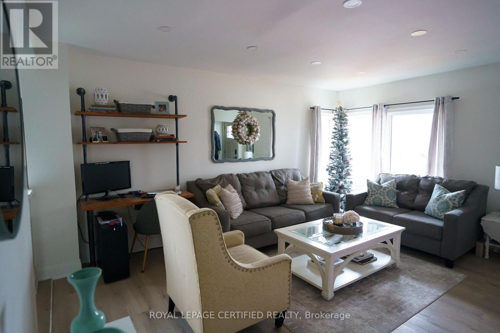 93 Grass Avenue, St. Catharines, Ontario  L2R 1T2 - Photo 6 - X13206556