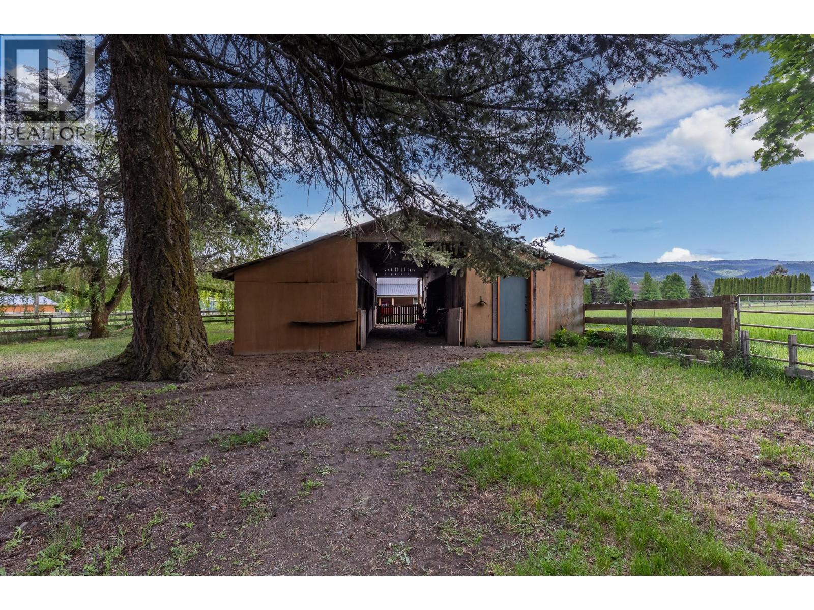 5425 Petworth Road, Coldstream, British Columbia  V1B 3E2 - Photo 77 - 10388695