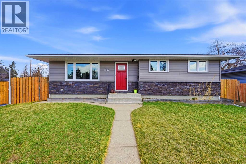 1012 Riddell Place Se, Calgary, Alberta  T2A 1Y5 - Photo 4 - A2306511