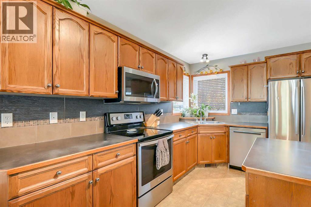 71 Lang Close, Red Deer, Alberta  T4R 2A3 - Photo 13 - A2314138