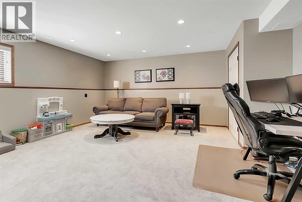 71 Lang Close, Red Deer, Alberta  T4R 2A3 - Photo 25 - A2314138