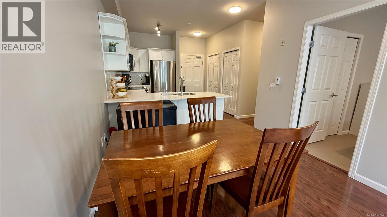 405 364 Goldstream Ave, Colwood, British Columbia V9B 2W3 - Photo 10 - 1037443