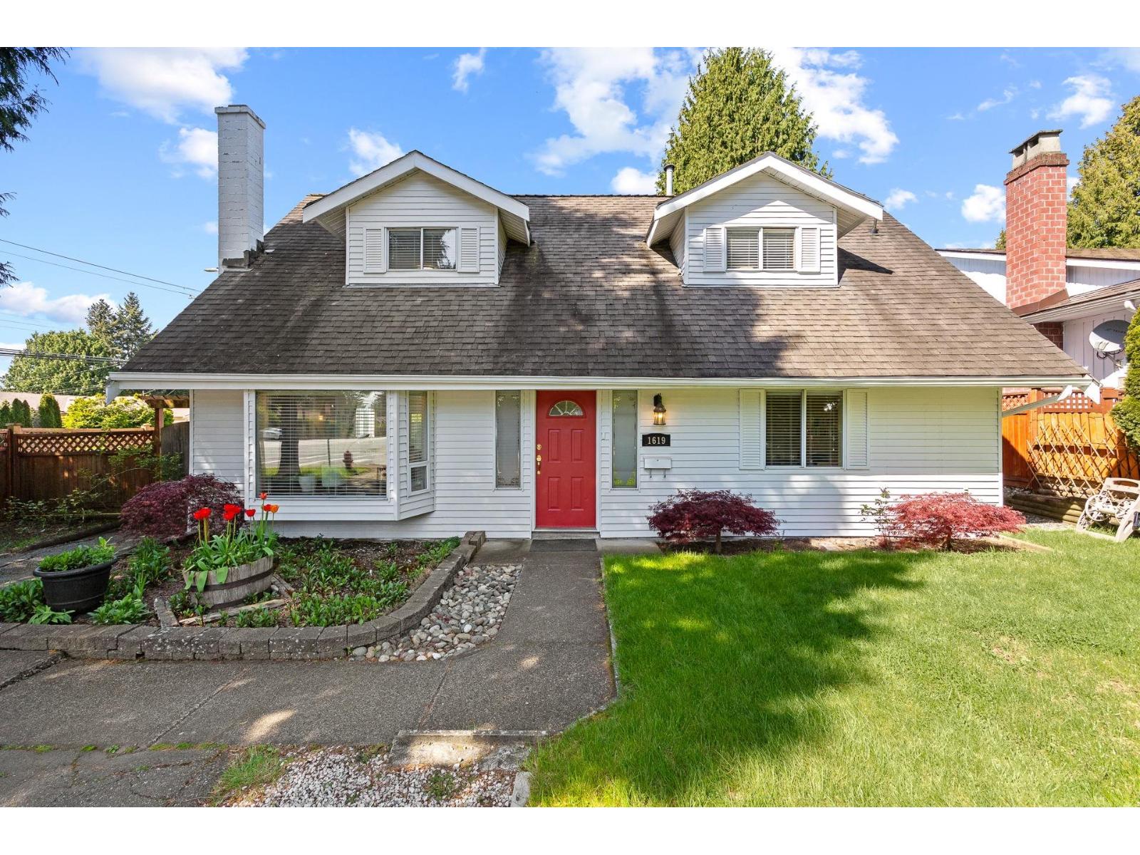 1619 138a Street, Surrey, British Columbia  V4A 7E6 - Photo 2 - R3128724