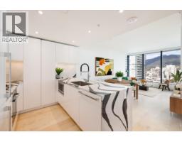 1307 135 E 13TH STREET, North Vancouver, British Columbia