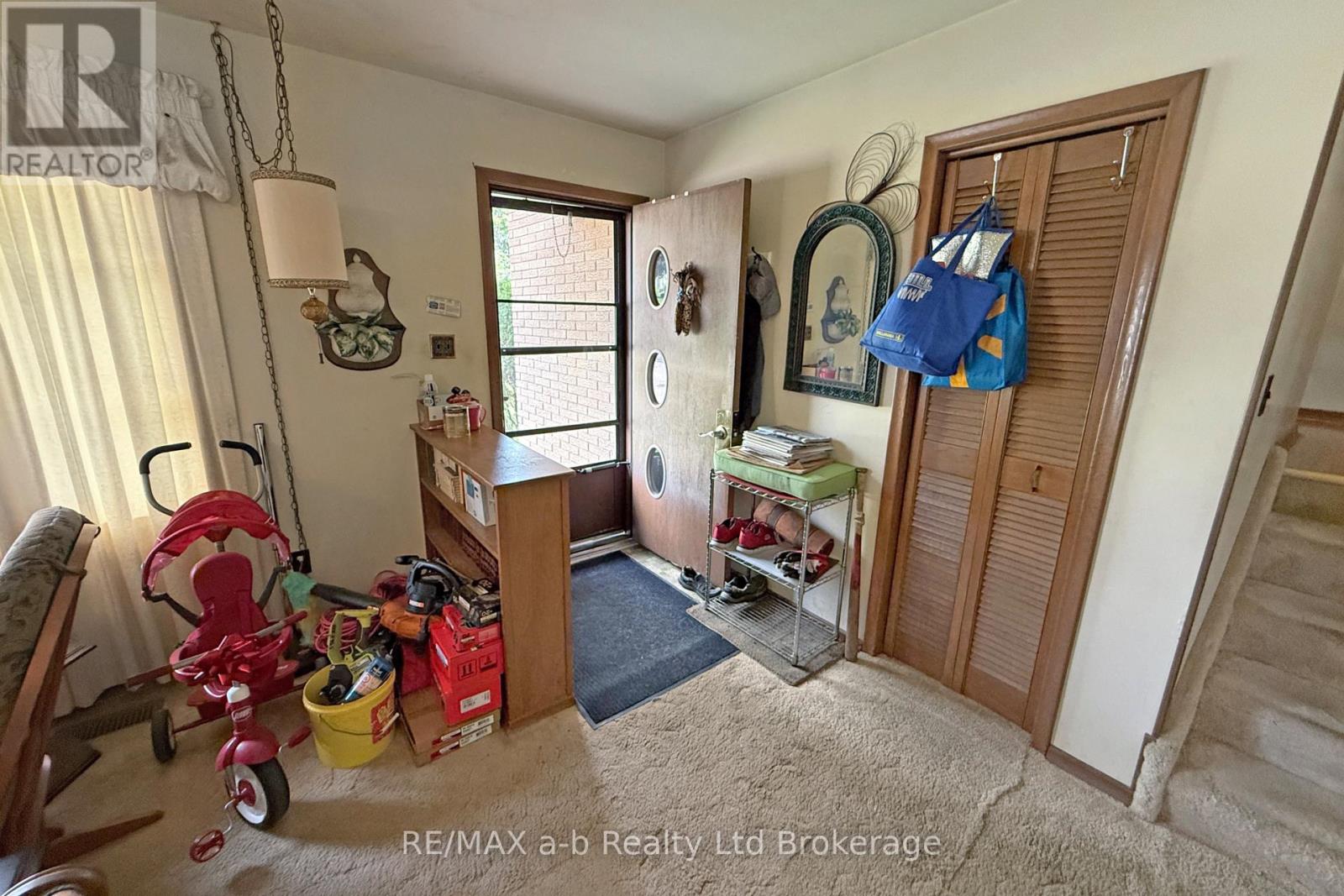 213 Belgrave Street, Woodstock, Ontario N4S 7K1 - Photo 5 - X13206606
