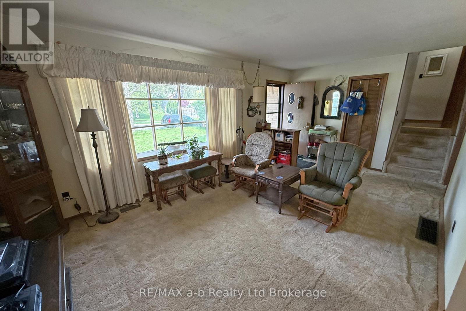 213 Belgrave Street, Woodstock, Ontario N4S 7K1 - Photo 7 - X13206606