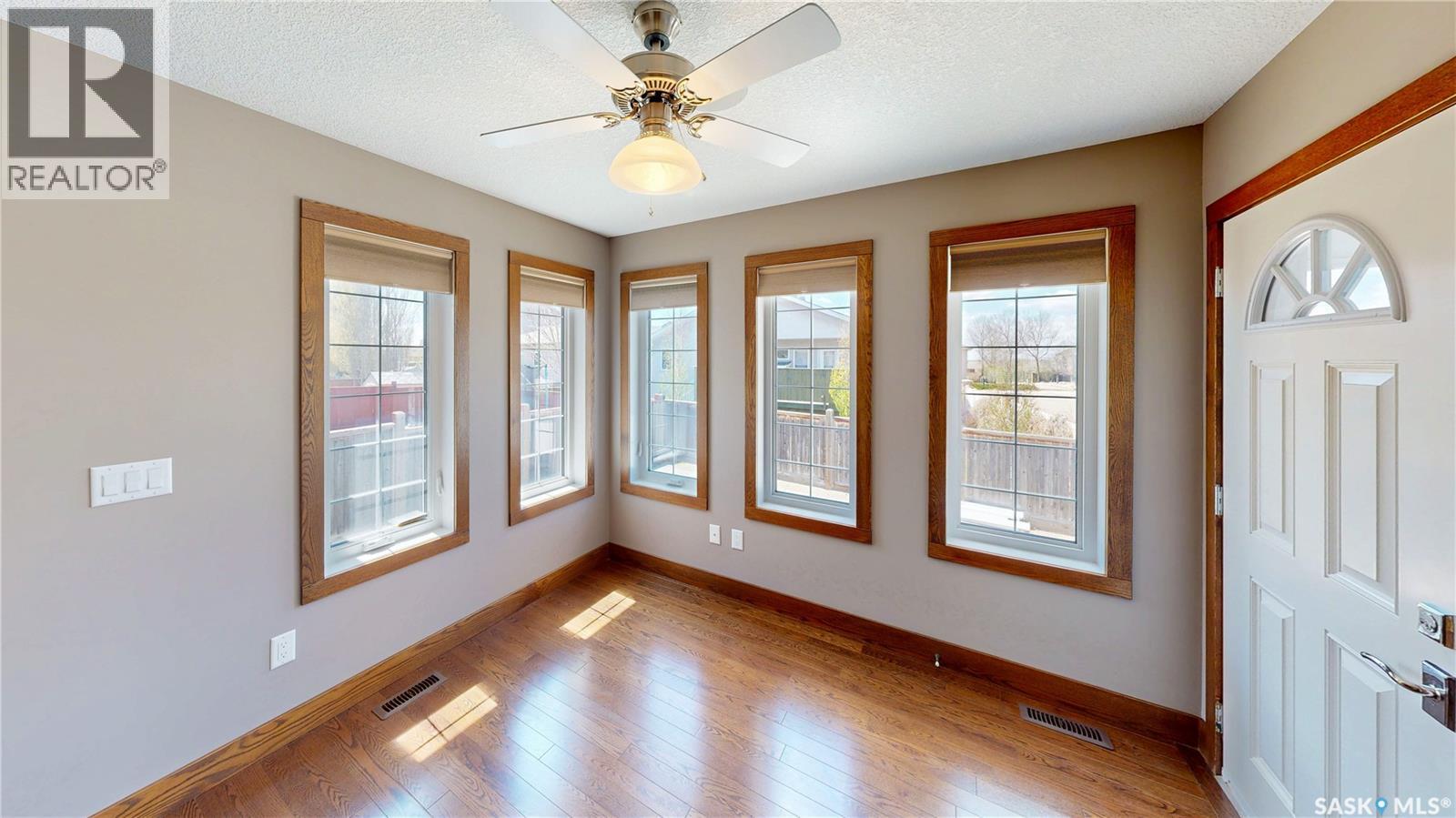8018 Fairways West Drive, Regina, Saskatchewan  S4Y 0A5 - Photo 15 - SK037396