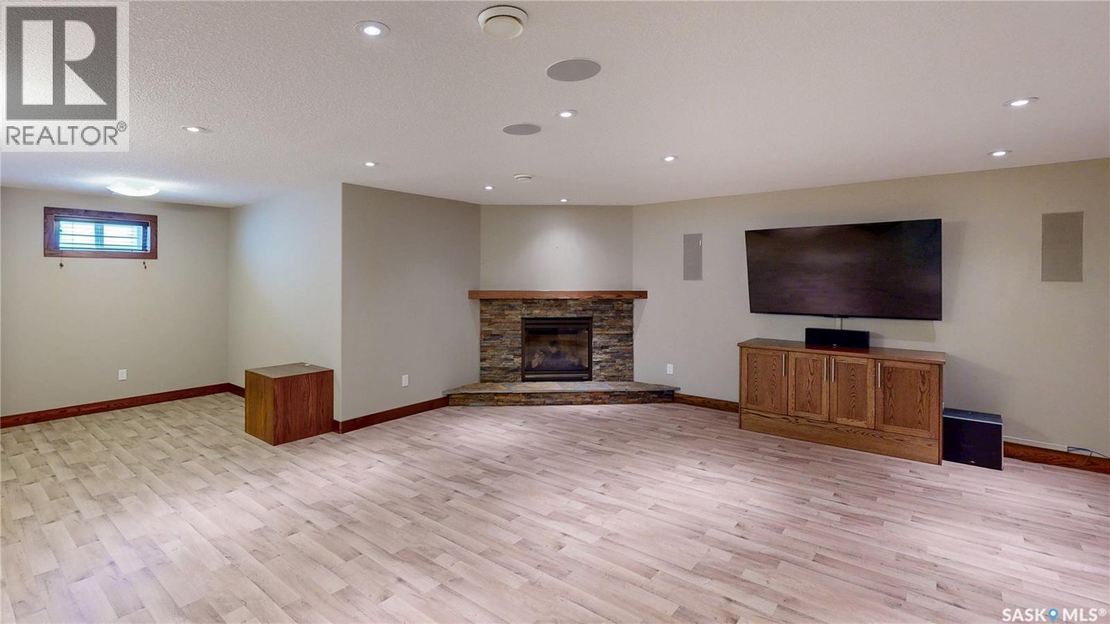 8018 Fairways West Drive, Regina, Saskatchewan  S4Y 0A5 - Photo 28 - SK037396