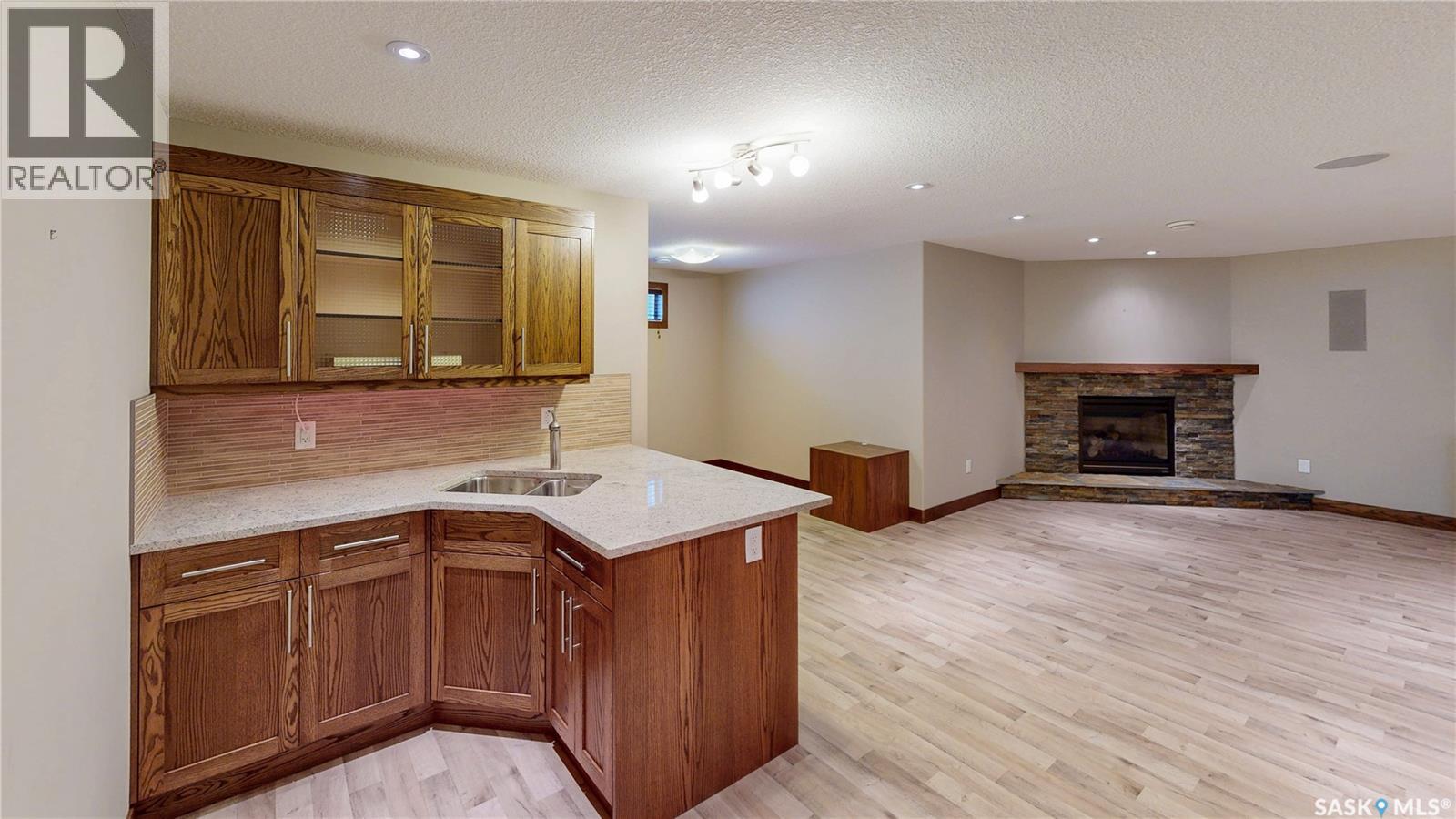 8018 Fairways West Drive, Regina, Saskatchewan  S4Y 0A5 - Photo 34 - SK037396