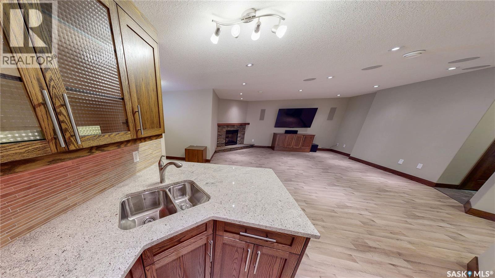 8018 Fairways West Drive, Regina, Saskatchewan  S4Y 0A5 - Photo 35 - SK037396