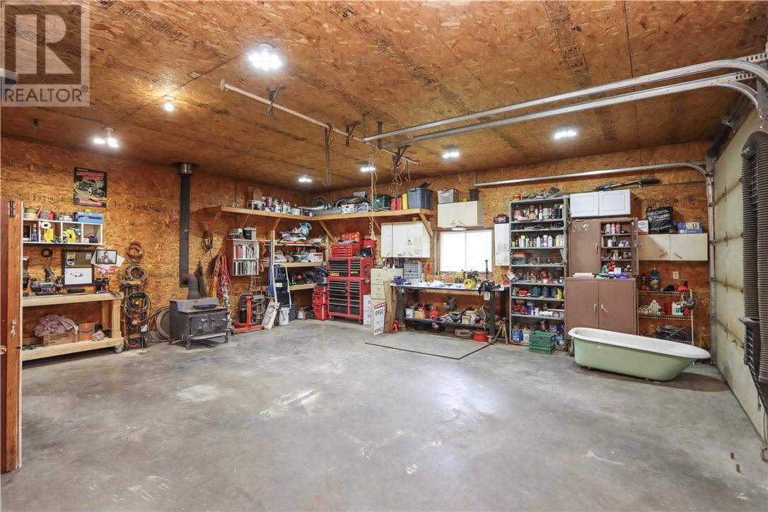 1688 Harry Street, Val Caron, Ontario  P3N 1J3 - Photo 28 - 2128130