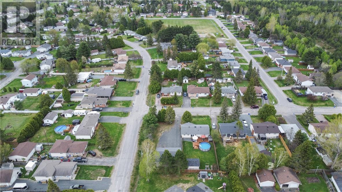 1688 Harry Street, Val Caron, Ontario  P3N 1J3 - Photo 45 - 2128130