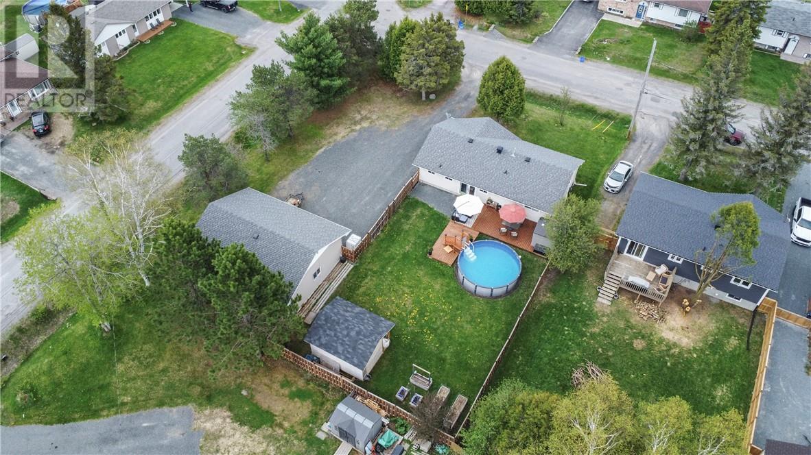 1688 Harry Street, Val Caron, Ontario  P3N 1J3 - Photo 47 - 2128130