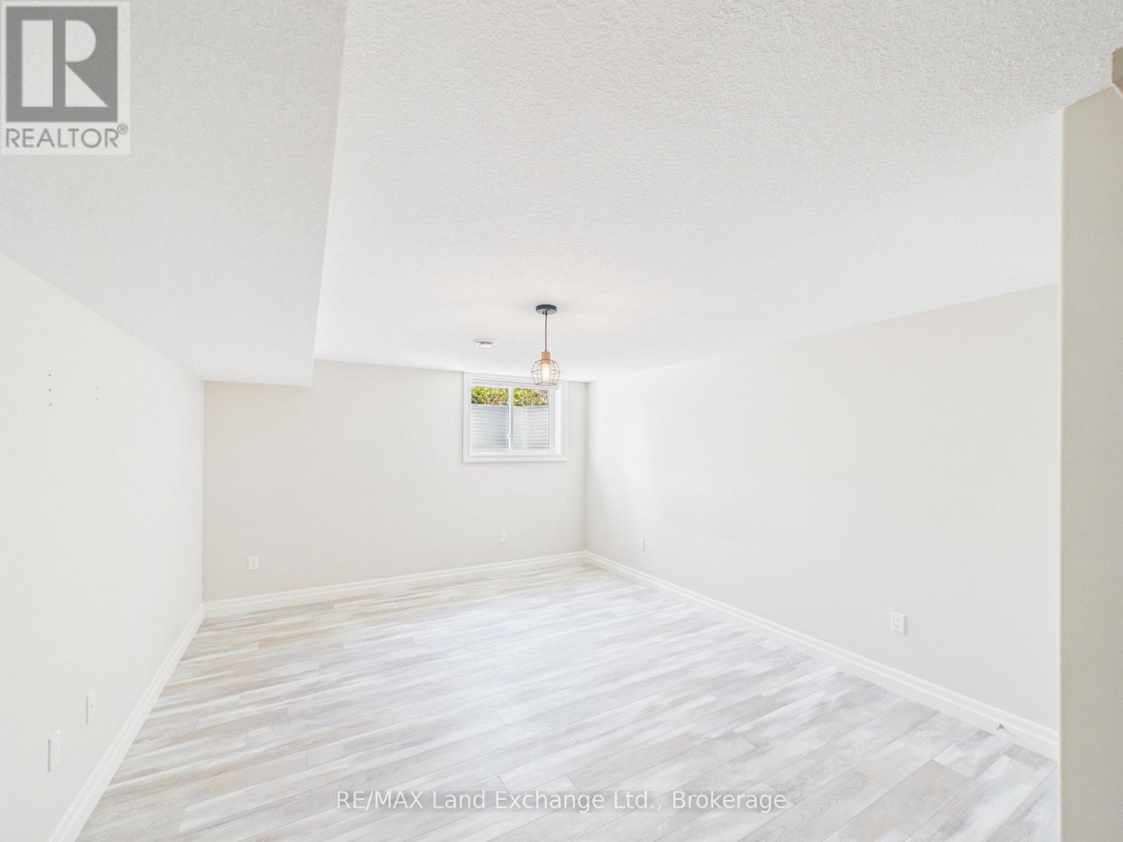 11 - 552 Durham Street, Kincardine, Ontario  N2Z 0G5 - Photo 12 - X13206662
