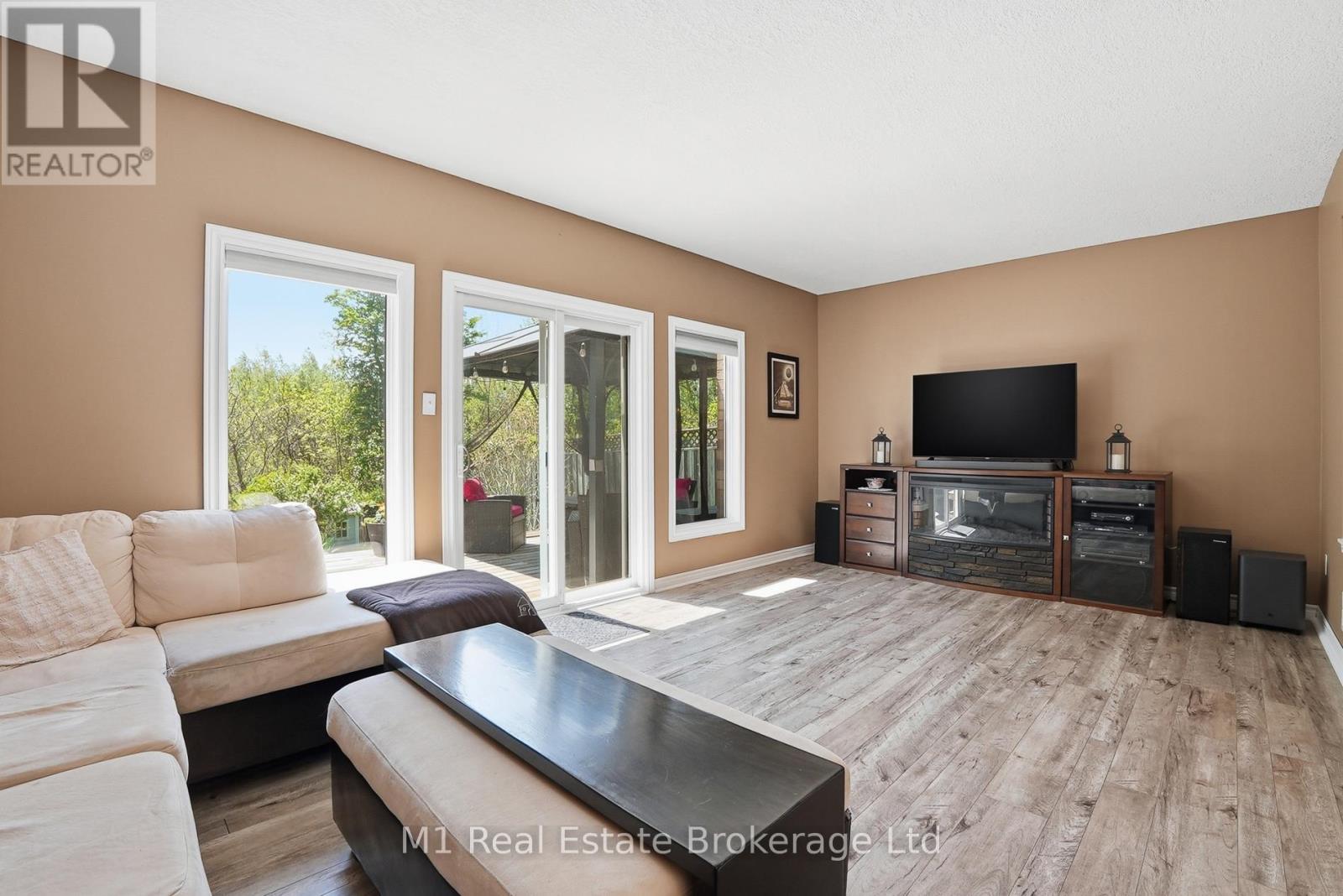 99 Teal Drive, Guelph, Ontario  N1C 1H2 - Photo 12 - X13206670