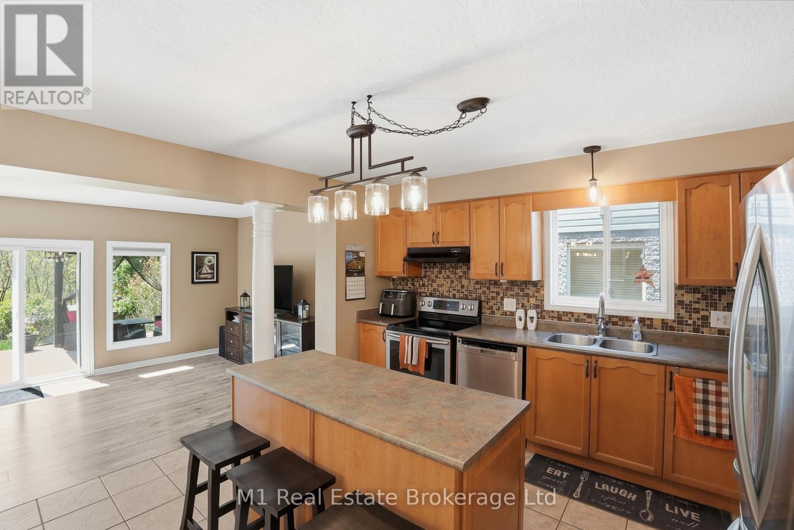 99 Teal Drive, Guelph, Ontario  N1C 1H2 - Photo 14 - X13206670