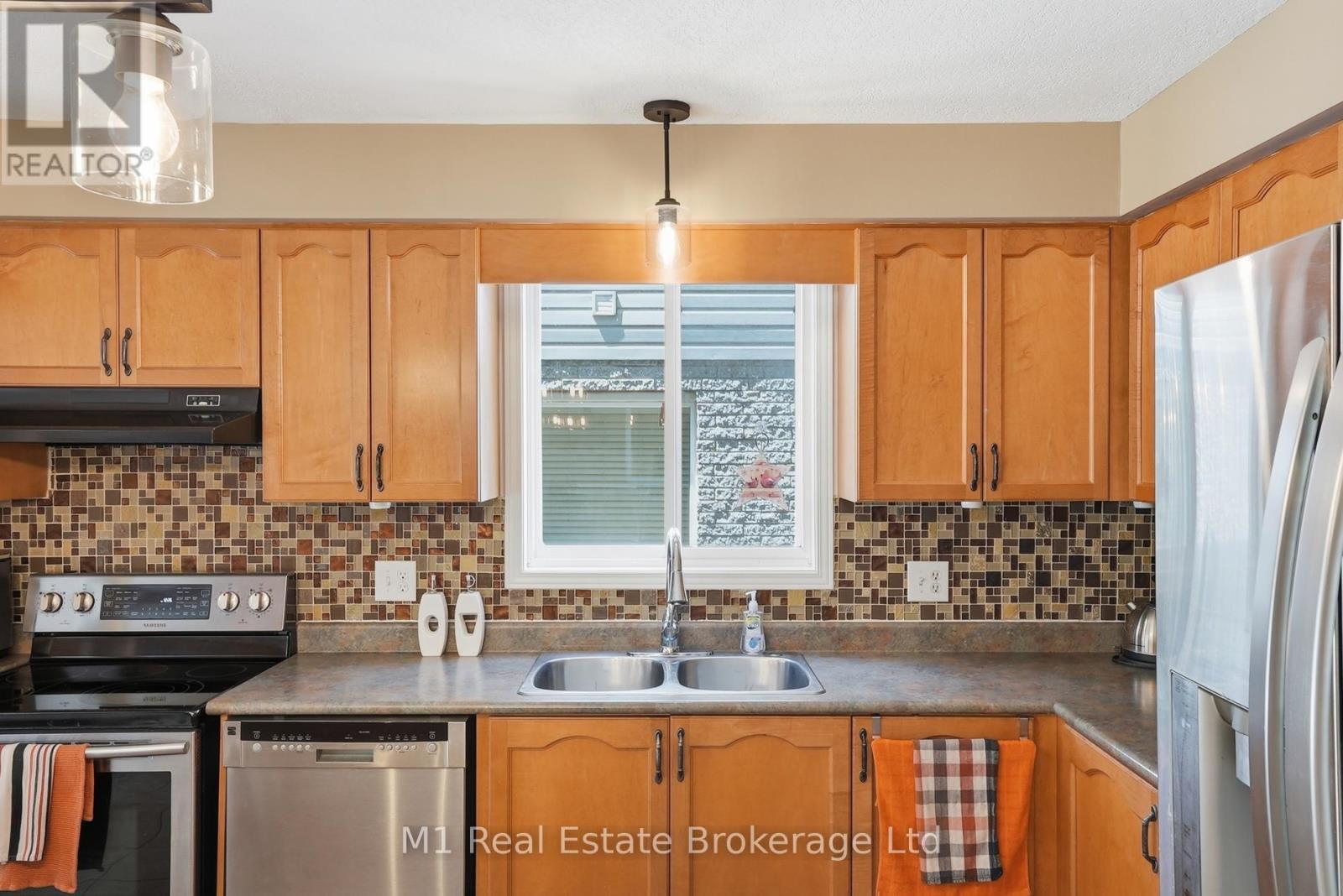 99 Teal Drive, Guelph, Ontario  N1C 1H2 - Photo 16 - X13206670