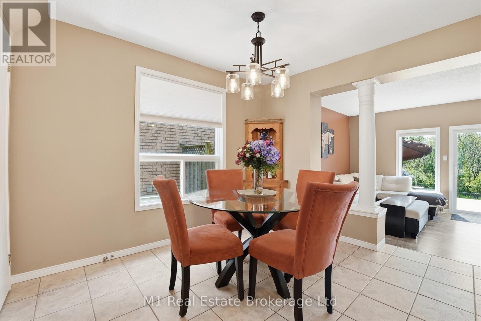 99 Teal Drive, Guelph, Ontario  N1C 1H2 - Photo 17 - X13206670