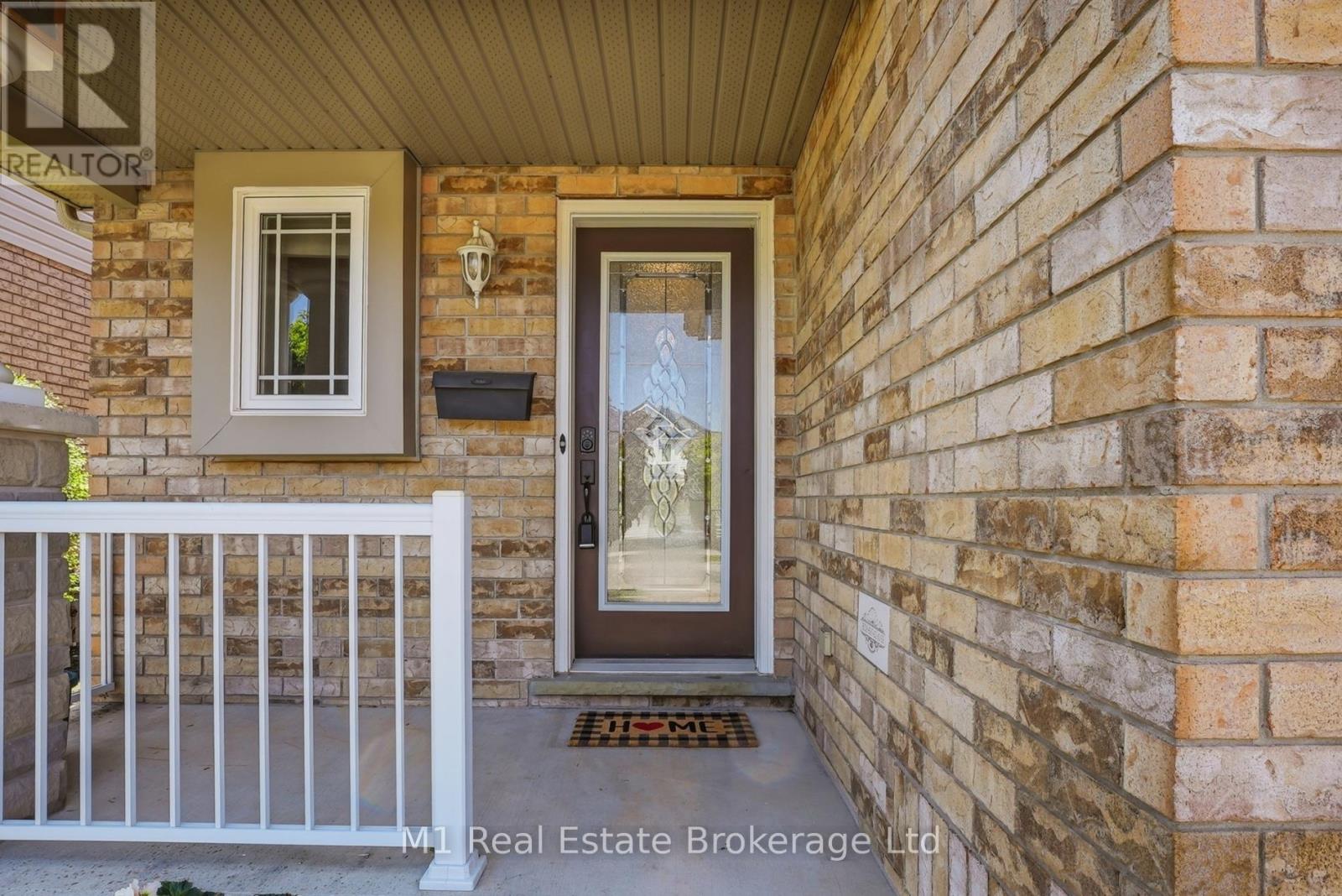 99 Teal Drive, Guelph, Ontario  N1C 1H2 - Photo 8 - X13206670