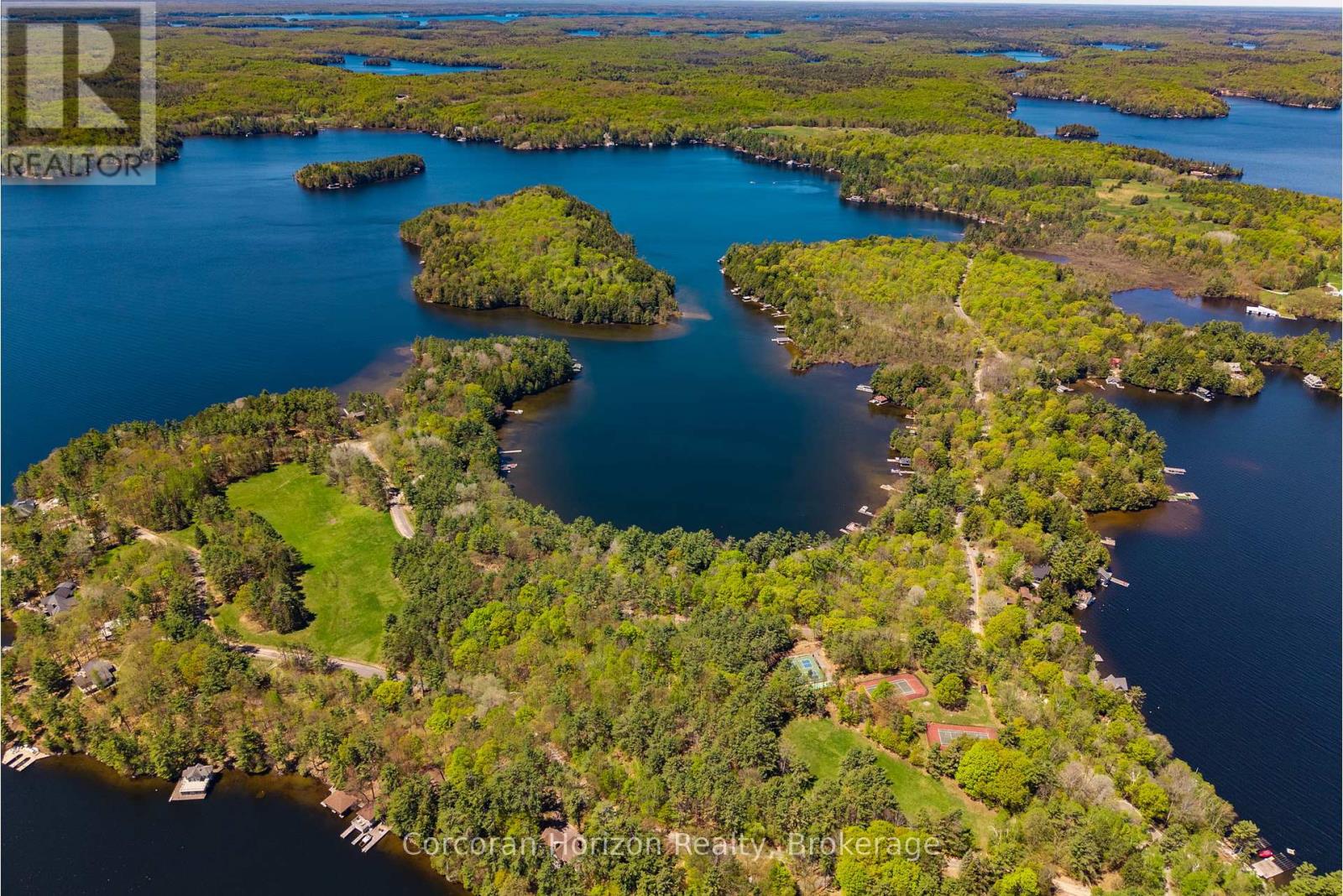 1054 FAIR-LEE PARK ROAD, Muskoka Lakes, Ontario