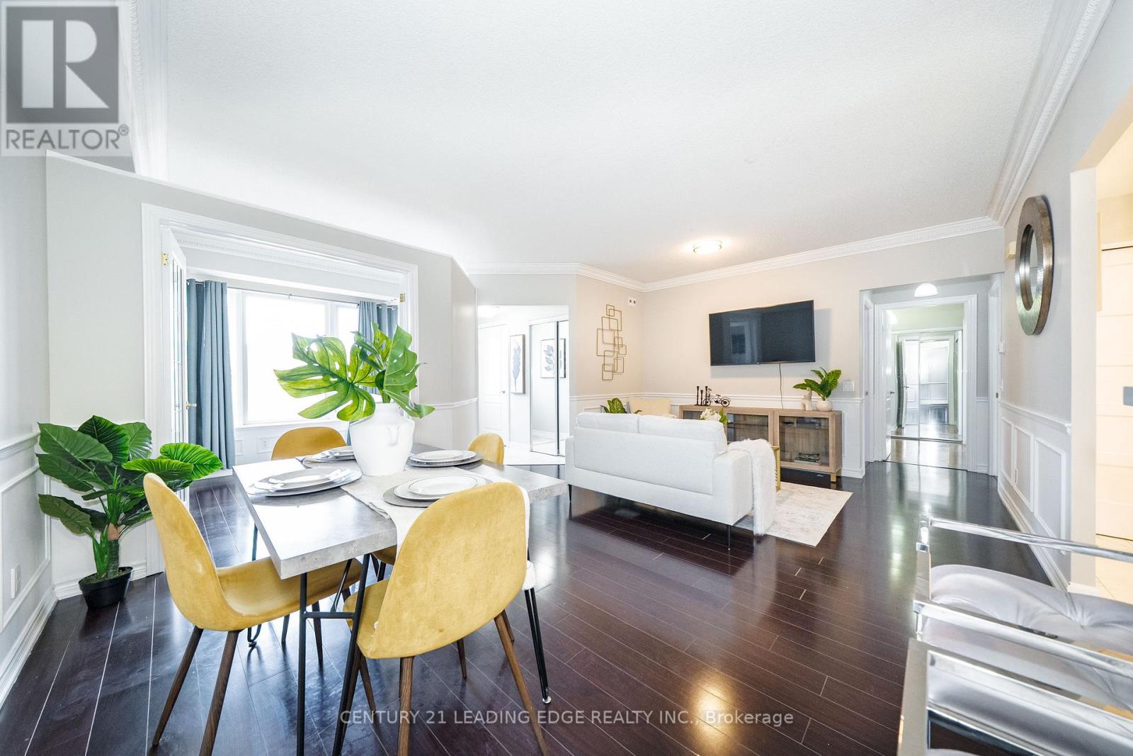 25 - 117 OMNI DRIVE, Toronto, Ontario