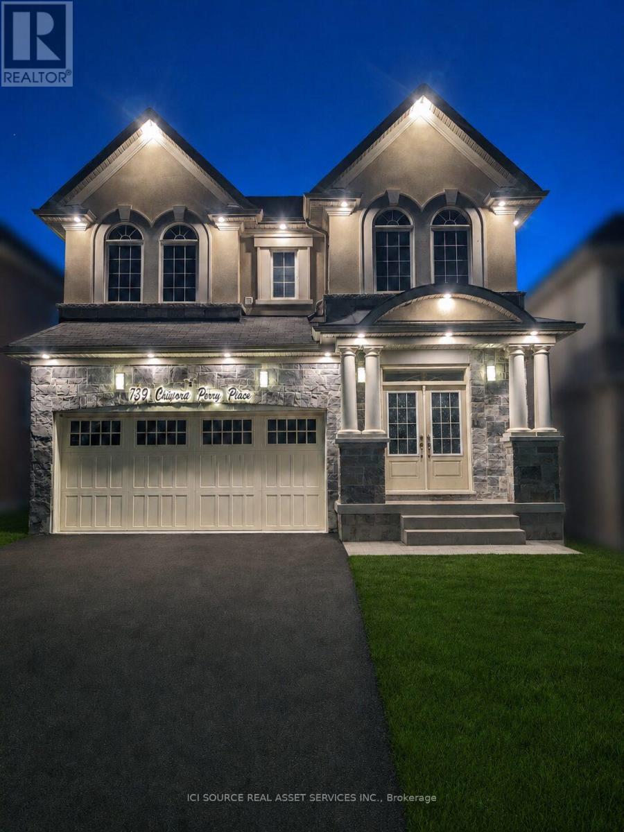 739 Clifford Perry Place, Newmarket, Ontario  L3X 0J3 - Photo 3 - N13175284