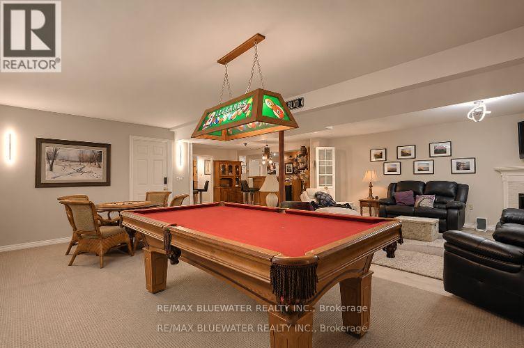 10419 Pinetree Drive, Lambton Shores (Grand Bend), Ontario  N0M 1T0 - Photo 38 - X13202308