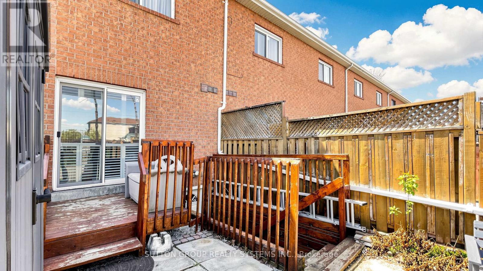 2138 Eglinton Avenue W, Toronto, Ontario  M6E 2K8 - Photo 30 - W13082198