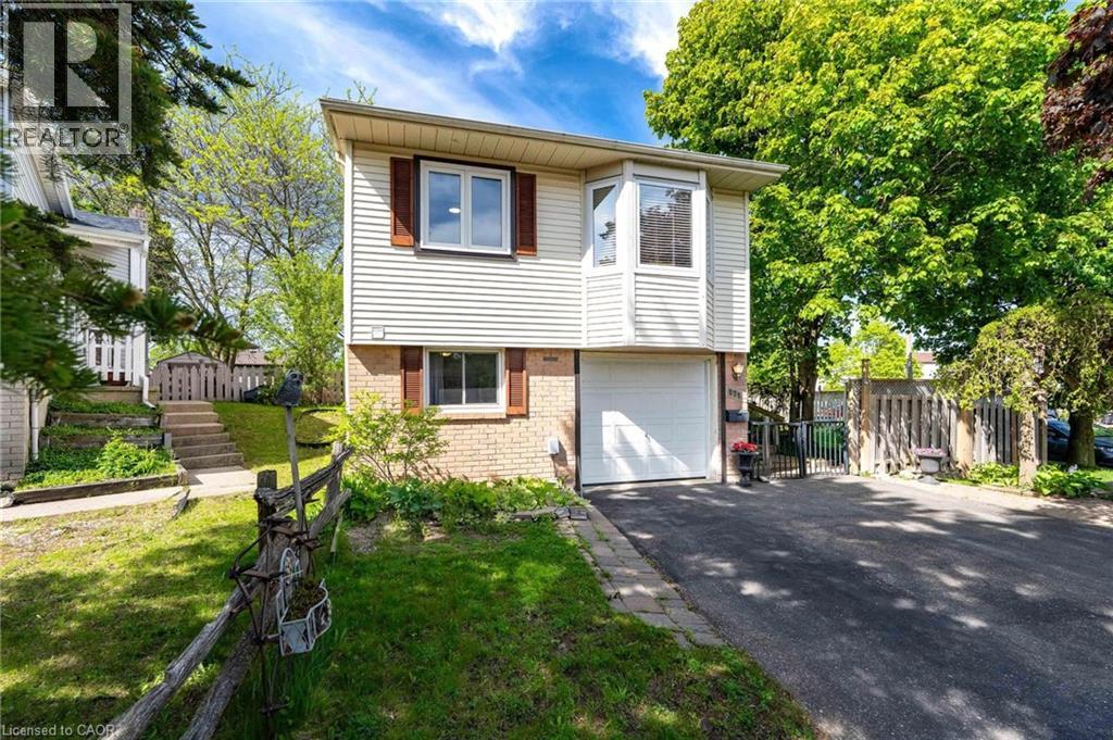 171 Herron Place, Waterloo, Ontario N2T 1H2 - Photo 2 - 40833306