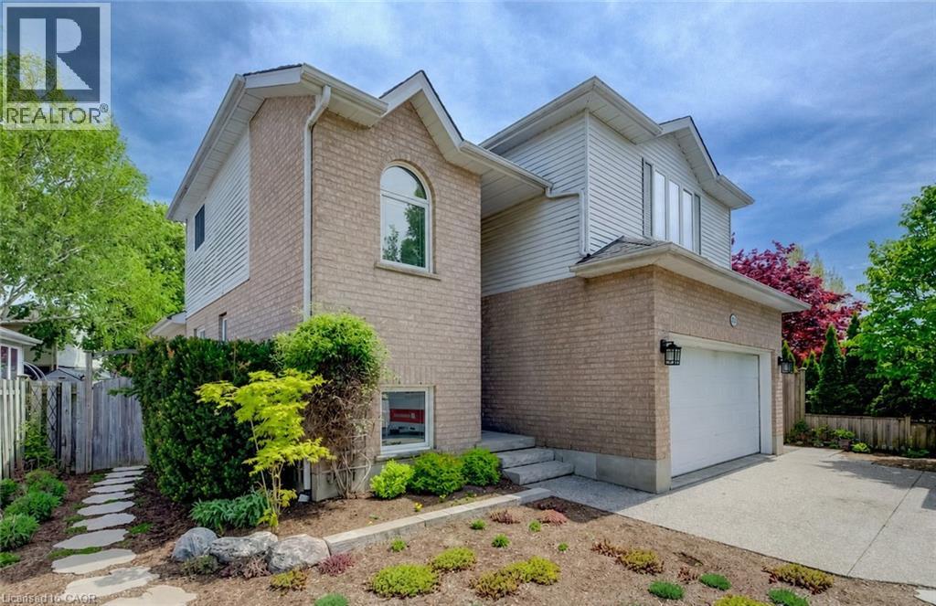 464 Northlake Drive, Waterloo, Ontario  N2V 2A4 - Photo 3 - 40820957