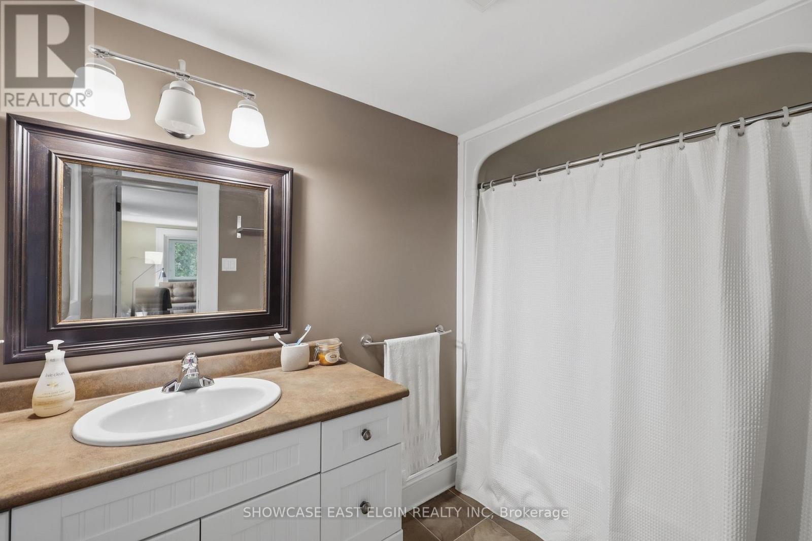 48577 Conservation Line, Malahide, Ontario  N5H 2R4 - Photo 21 - X13206740