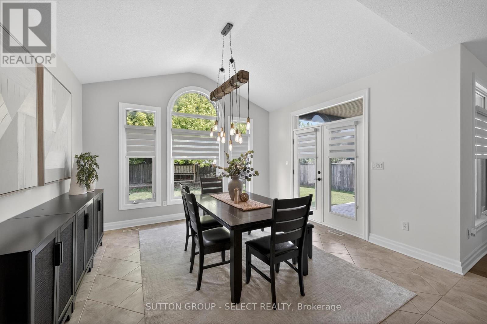 220 Boyd Boulevard, Zorra (Thamesford), Ontario  N0M 2M0 - Photo 22 - X13206754