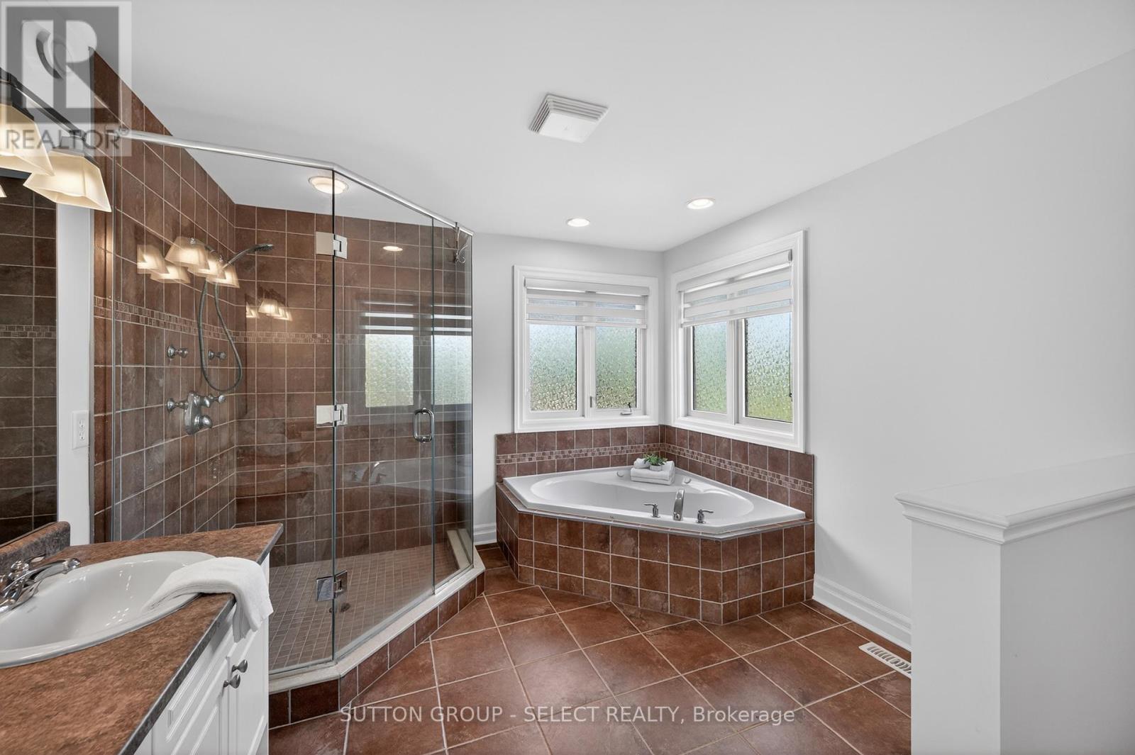 220 Boyd Boulevard, Zorra (Thamesford), Ontario  N0M 2M0 - Photo 29 - X13206754