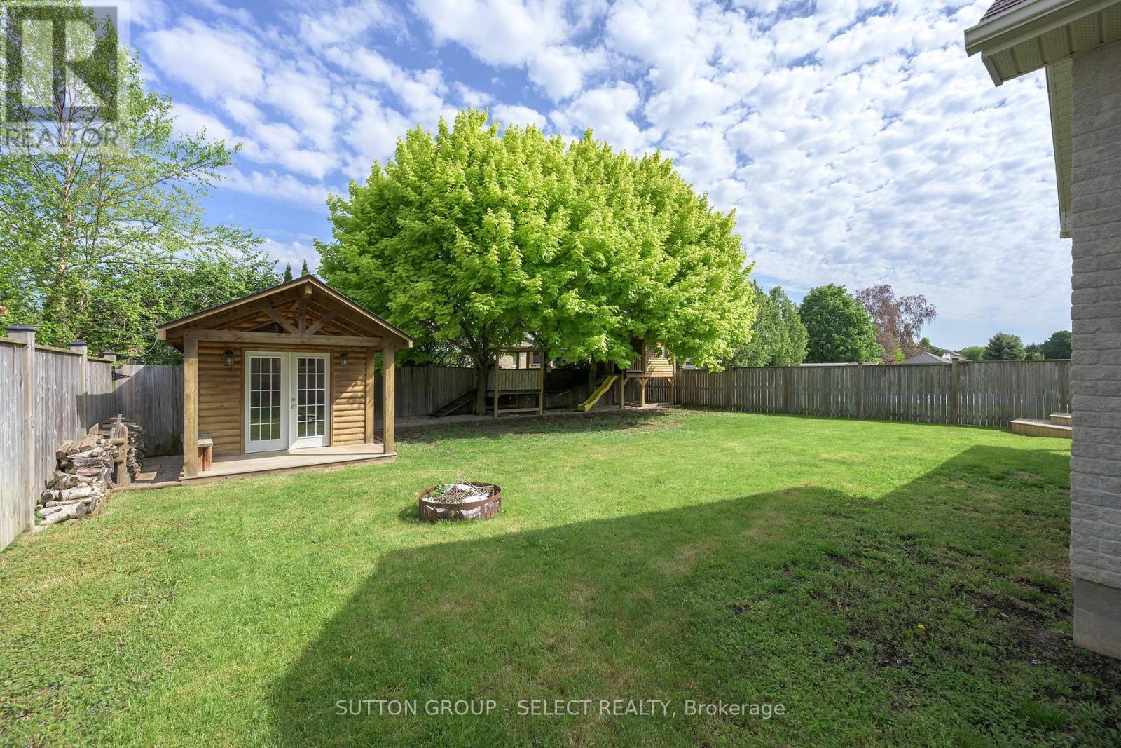 220 Boyd Boulevard, Zorra (Thamesford), Ontario  N0M 2M0 - Photo 5 - X13206754