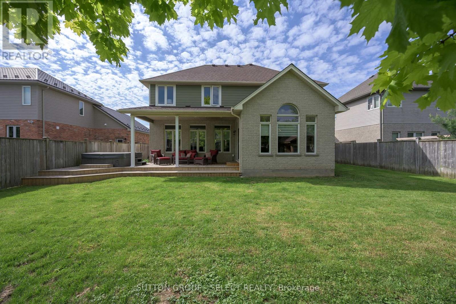 220 Boyd Boulevard, Zorra (Thamesford), Ontario  N0M 2M0 - Photo 9 - X13206754