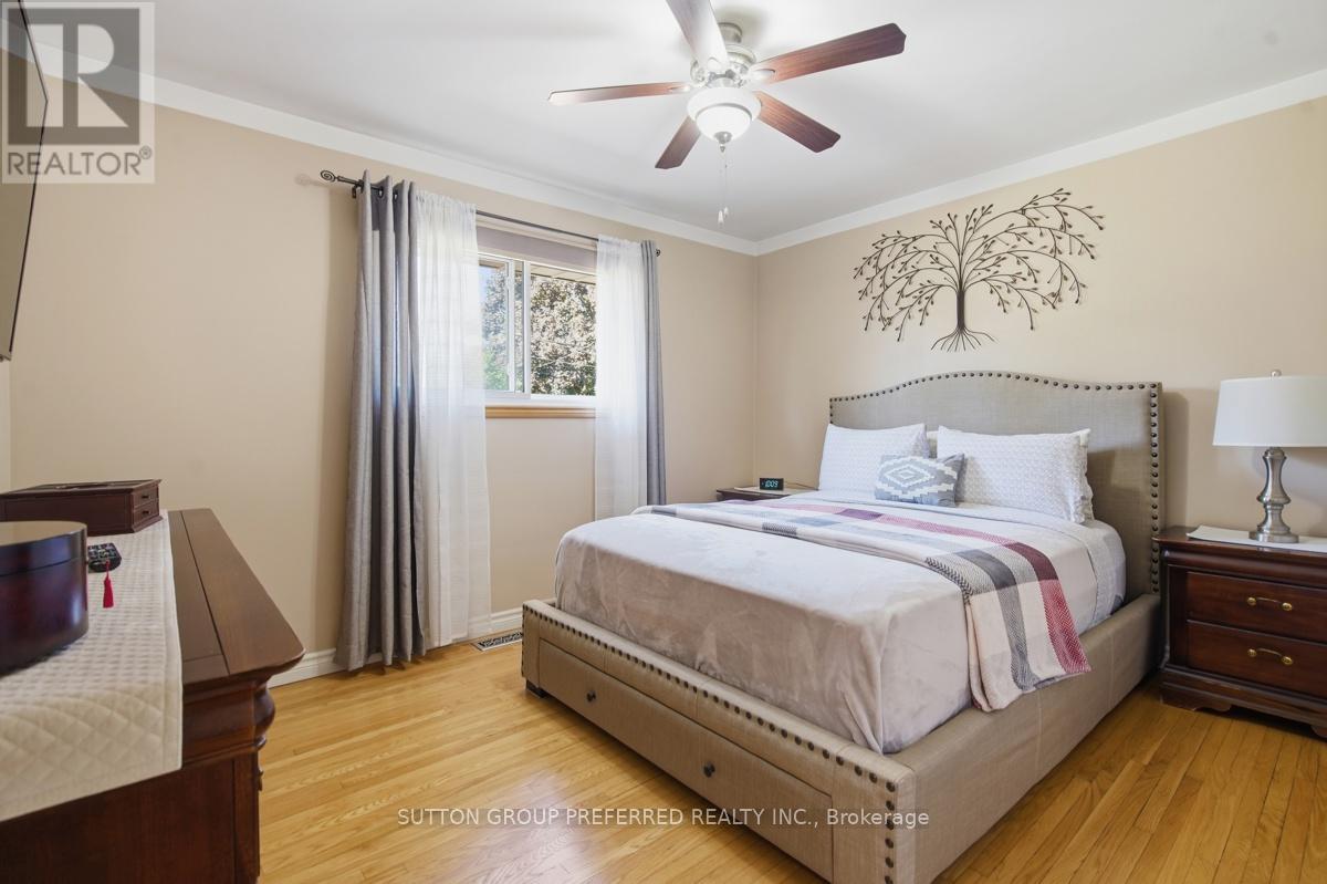 27 Stormont Drive, London South (South T), Ontario  N5Z 3Z4 - Photo 21 - X13206756