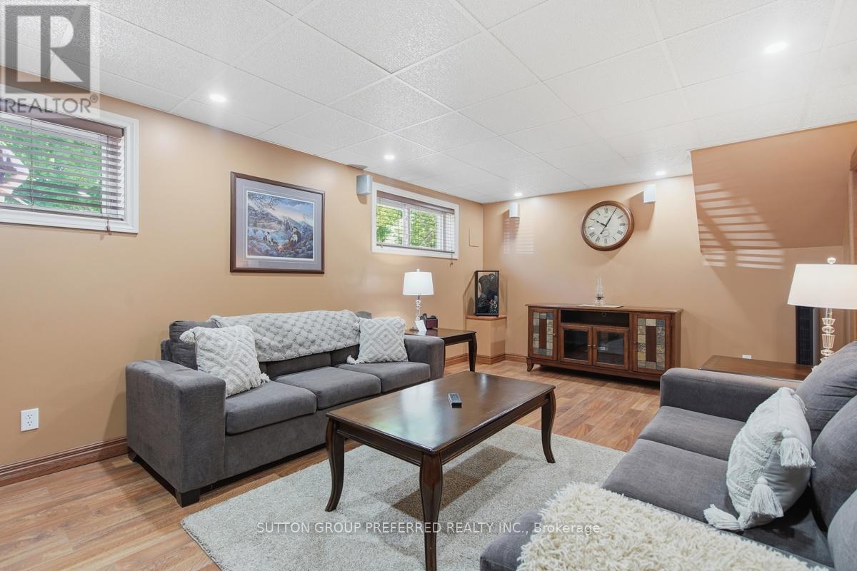 27 Stormont Drive, London South (South T), Ontario  N5Z 3Z4 - Photo 31 - X13206756