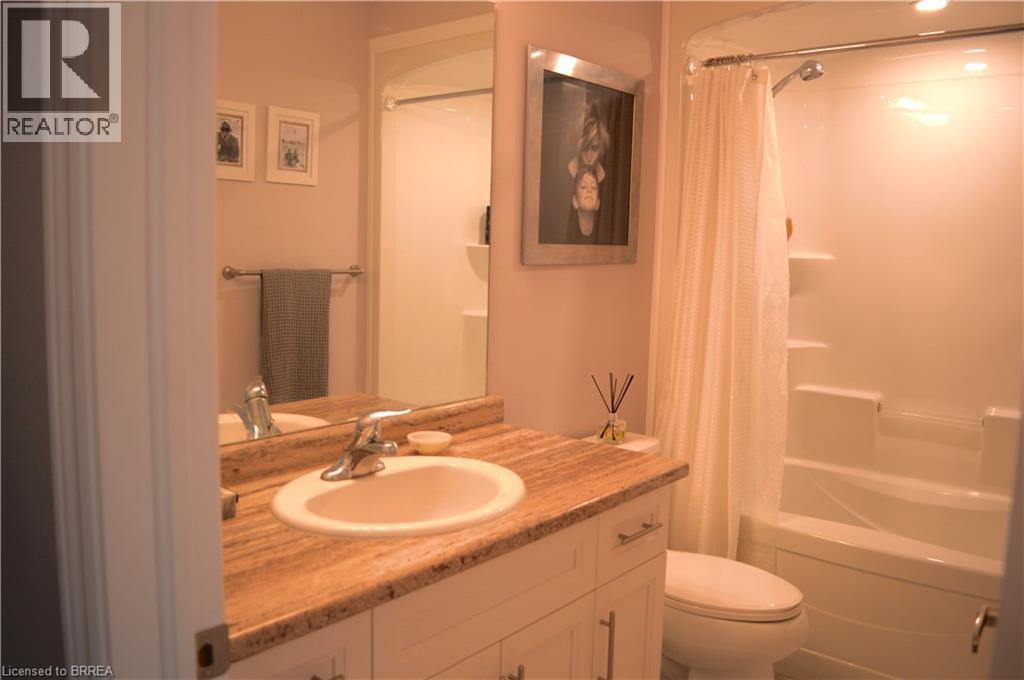 30 Balmoral Street Unit# 9, Paris, Ontario  N3L 0C8 - Photo 13 - 40833600