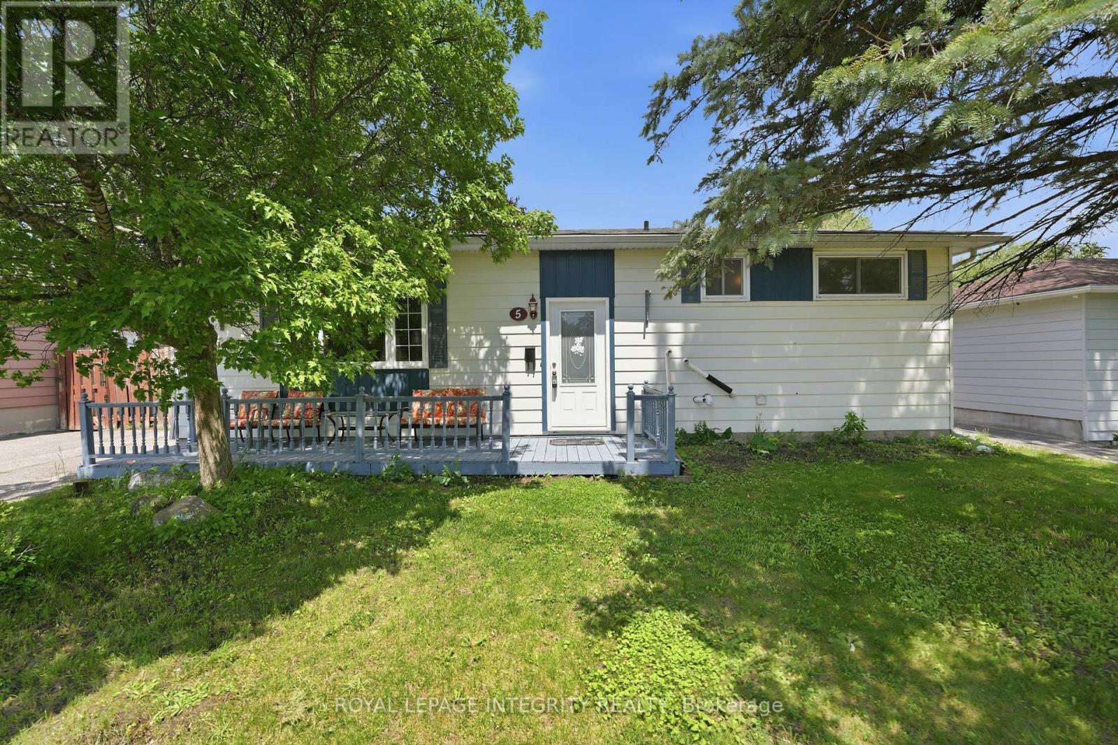 5 Sheldrake Drive, Ottawa, Ontario  K2L 1S5 - Photo 1 - X13206644